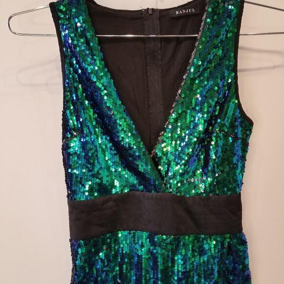 Green Goddess Sequin High Slit Maxi Dress Evening Plunging Neckline Size S - Picture 6 of 15